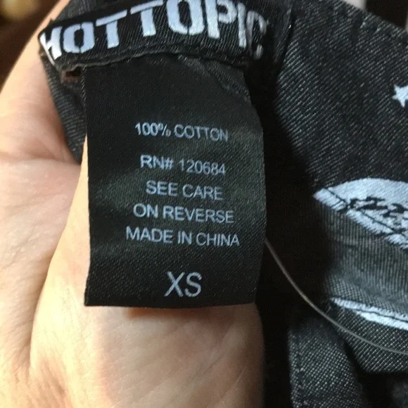 Y2K Hot Topic Celestial Moon & Star Pleated Black Denim Mini Skirt XS 00 0 NWT - Picture 7 of 7